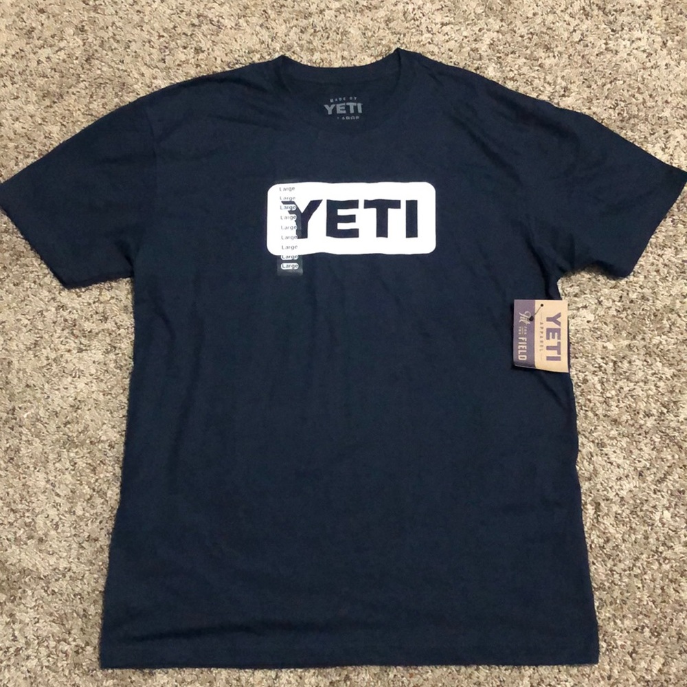 Yeti Men’s T-shirt Brand New Large